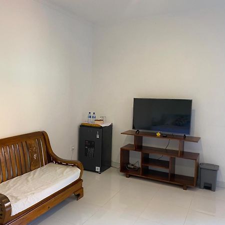 Manis Guest House Seminyak Kültér fotó