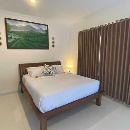 Manis Guest House Seminyak Kültér fotó