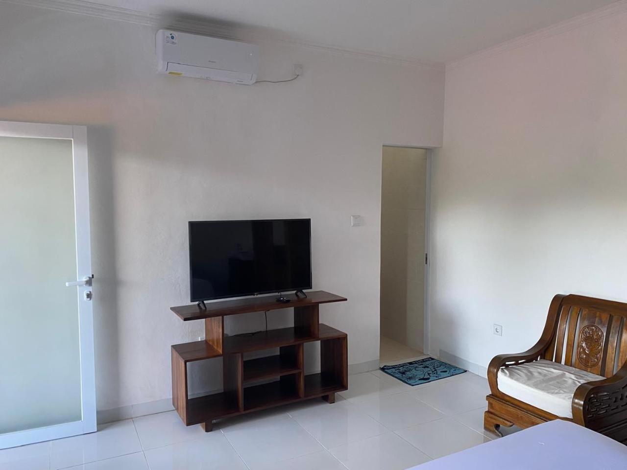 Manis Guest House Seminyak Kültér fotó