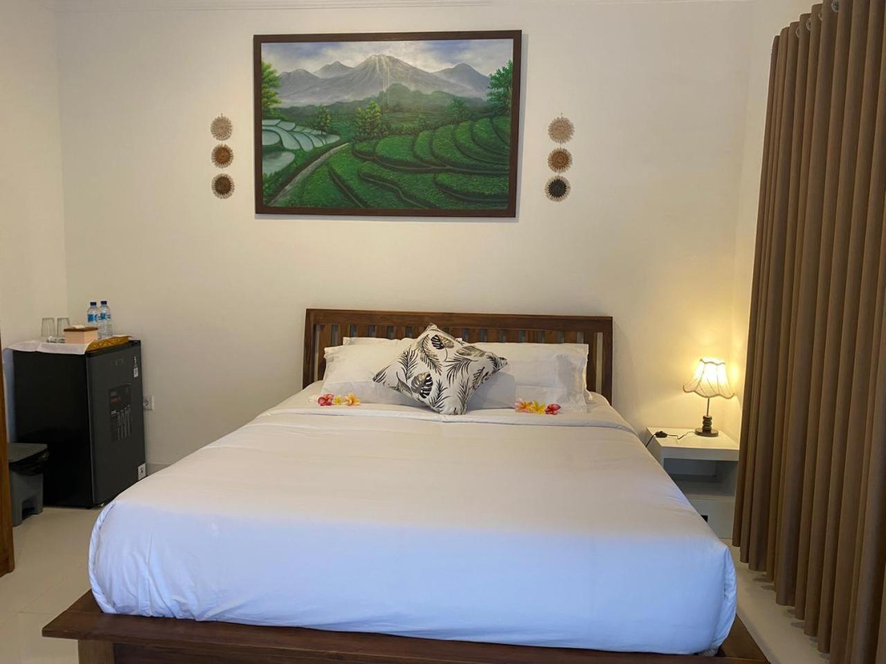 Manis Guest House Seminyak Szoba fotó